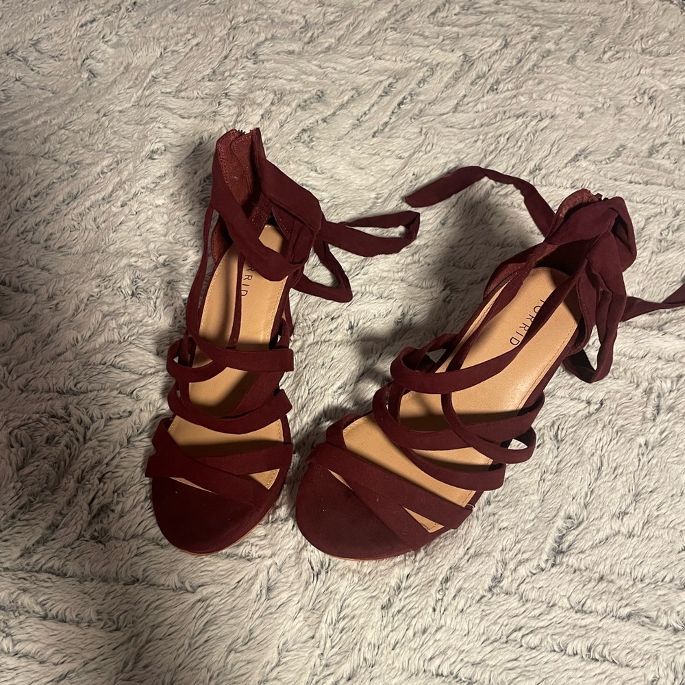 Torrid size 9w heels, lace up, burgundy